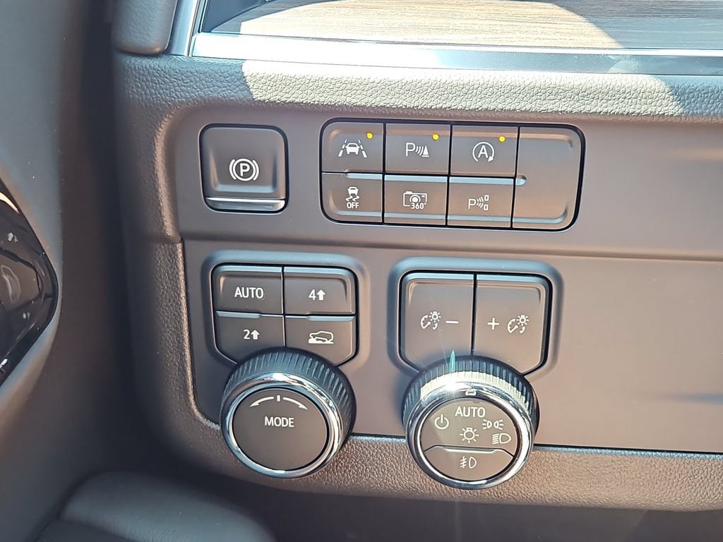 2026 Chevrolet Tahoe LT - Photo 10