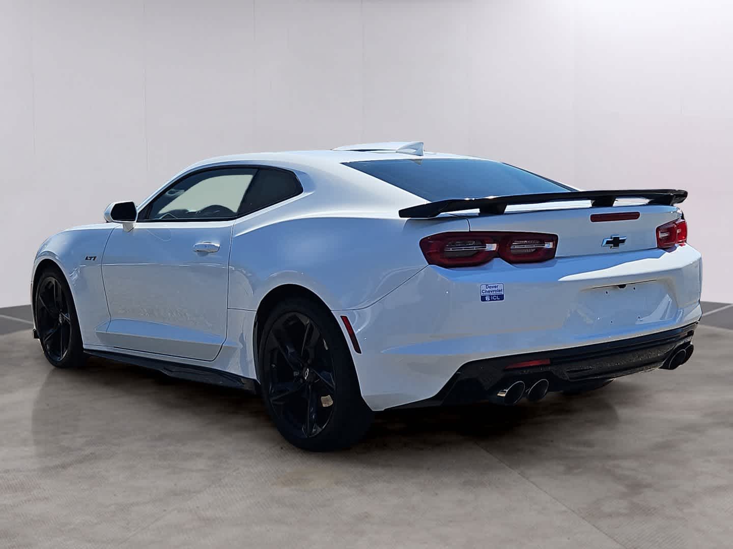2021 Chevrolet Camaro LT1 - Photo 6