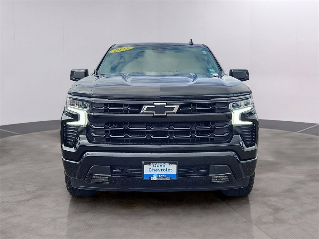 2025 Chevrolet Silverado 1500 RST photo 2