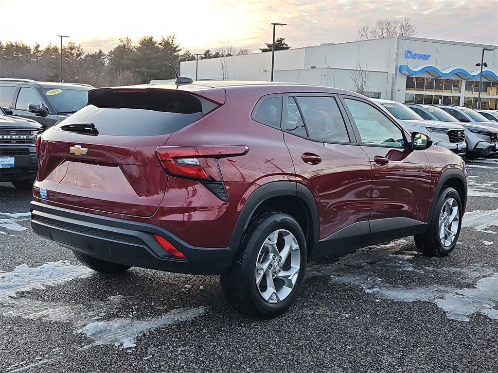 Used 2024 Chevrolet Trax LS SUV
