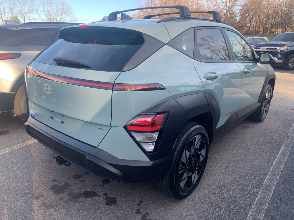 2024 Hyundai Kona SEL photo 3