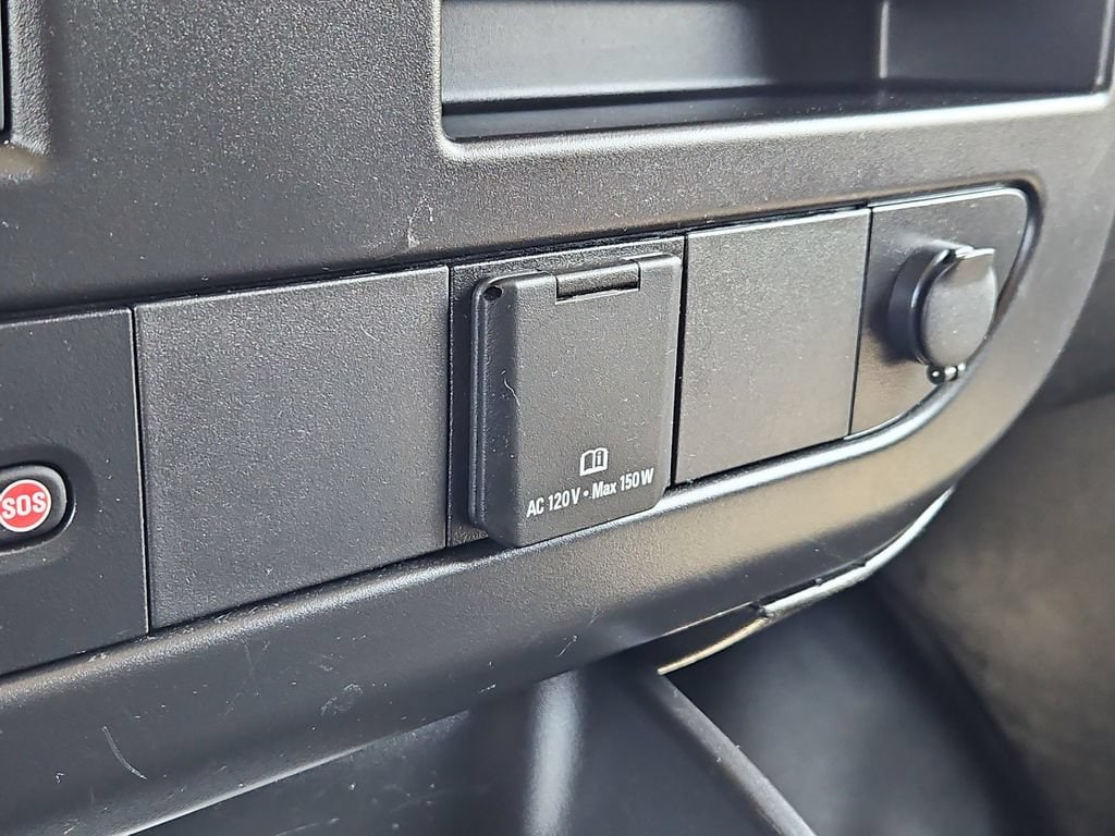 2024 Chevrolet Express Cargo Work Van - Photo 17