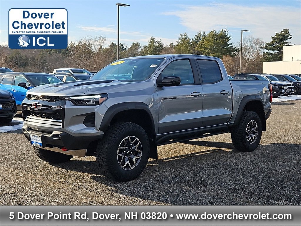 2024 Chevrolet Colorado ZR2's photo