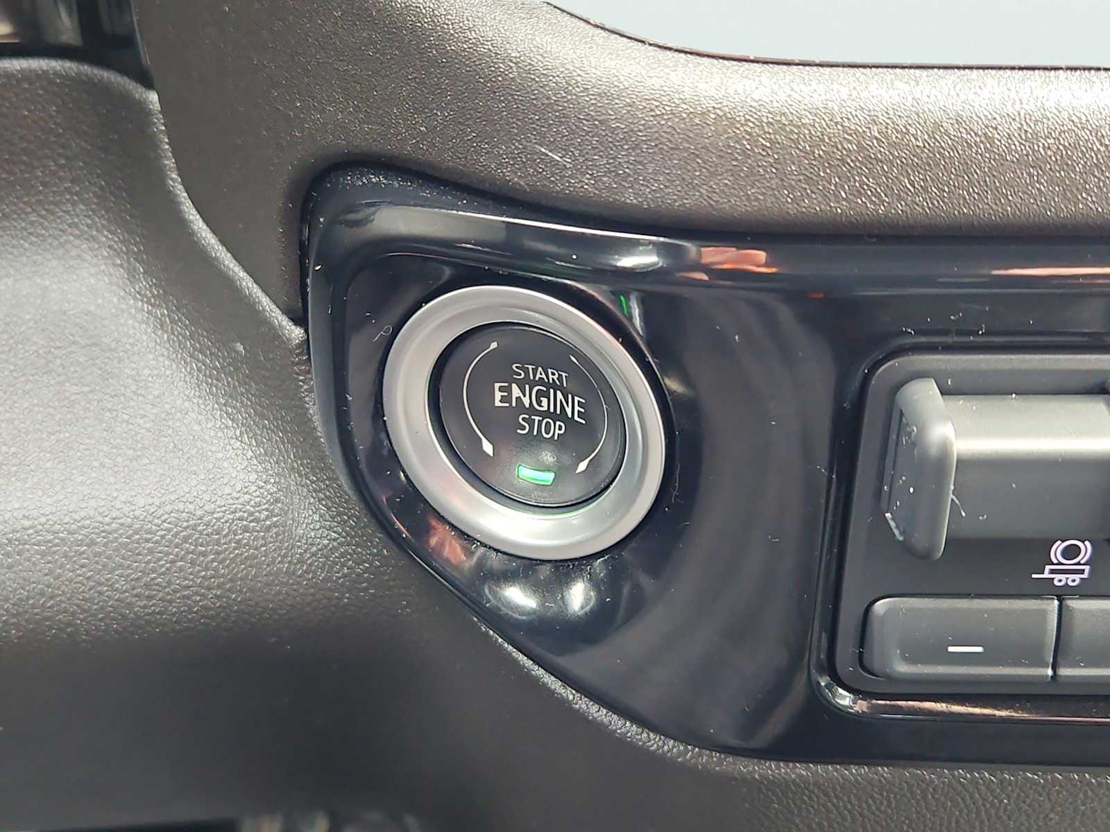 2025 Chevrolet Silverado 1500 LT - Photo 23