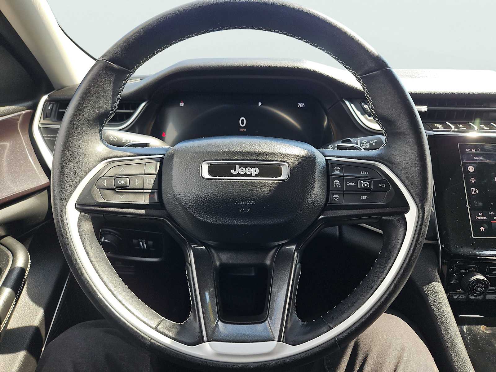 2022 Jeep Grand Cherokee Laredo - Photo 31