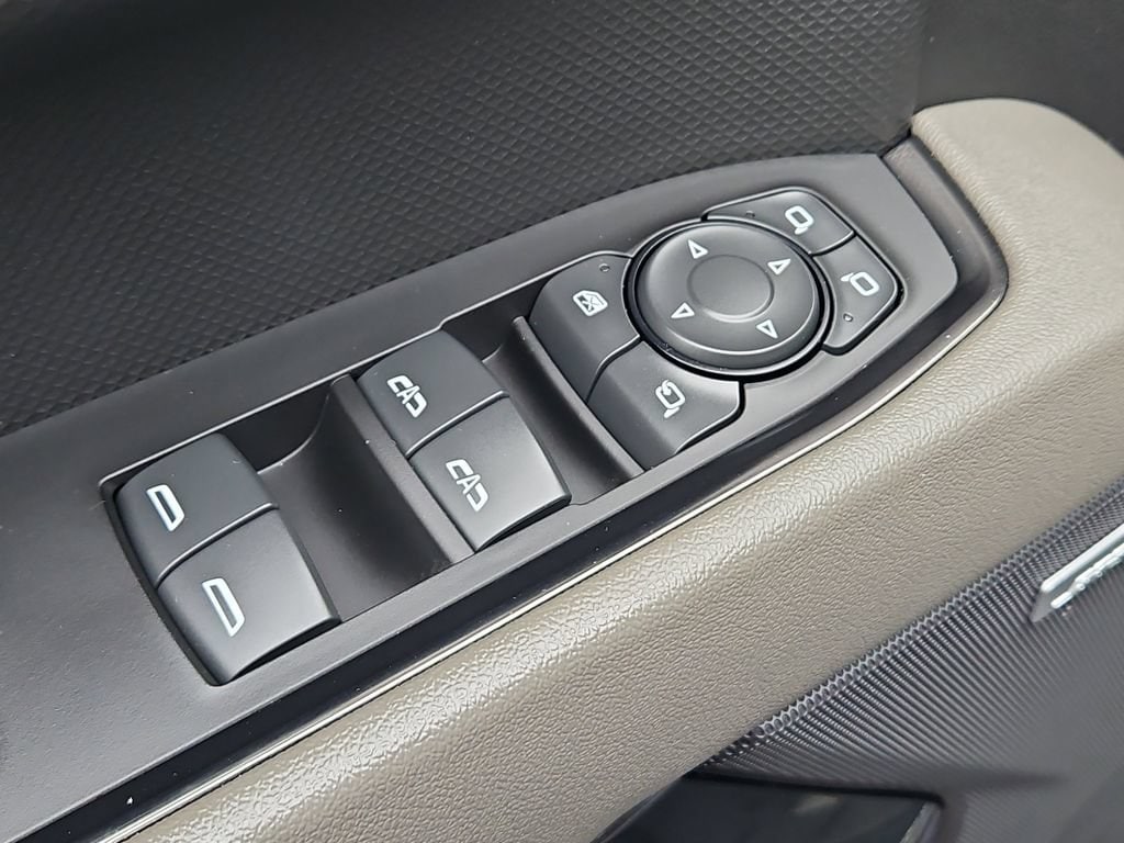 2024 Chevrolet Silverado 1500 ZR2 - Photo 35