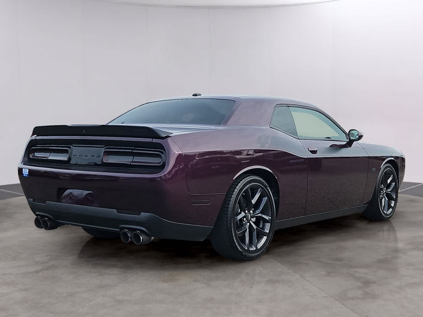 2022 Dodge Challenger R/T - Photo 4