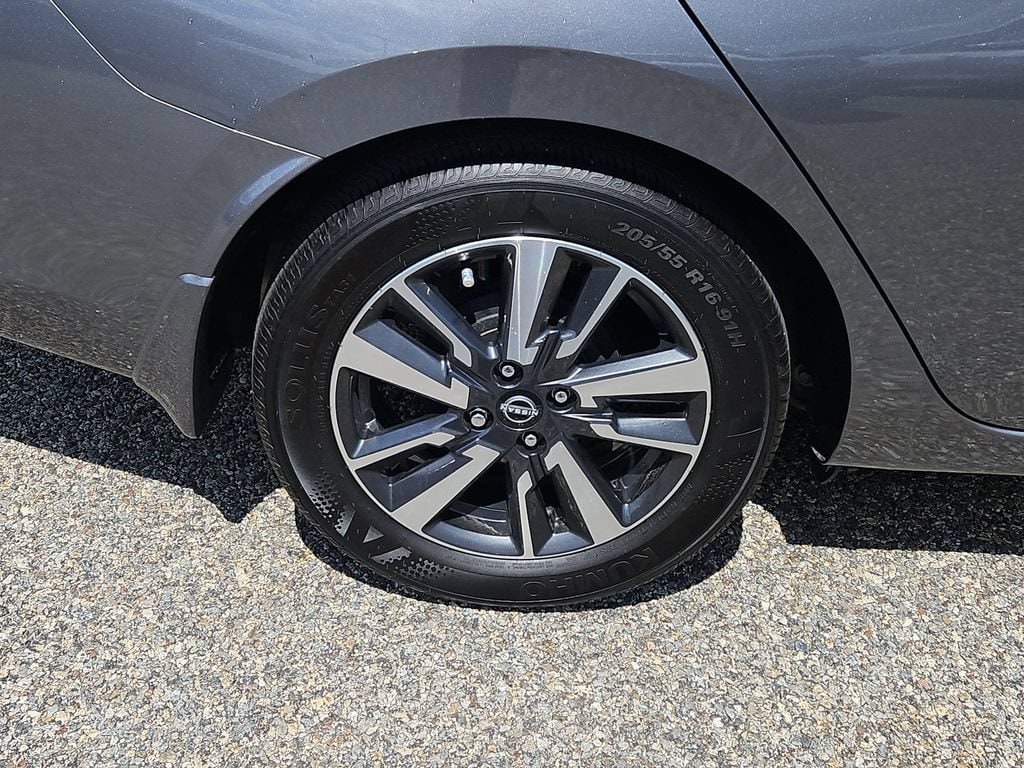 2024 Nissan Versa Sedan S - Photo 9