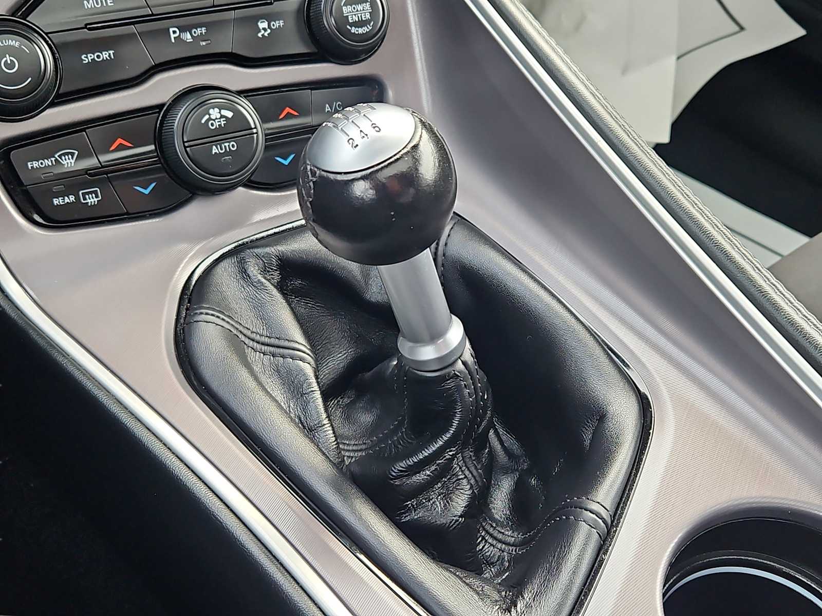 2022 Dodge Challenger R/T - Photo 27