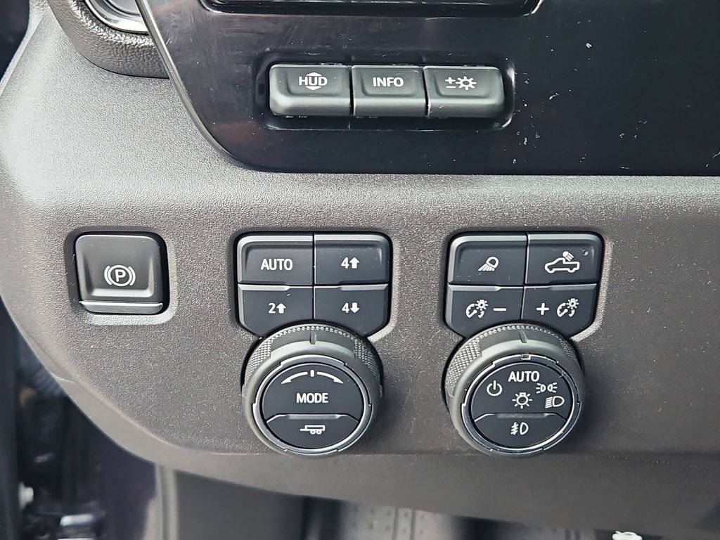 2024 Chevrolet Silverado 1500 ZR2 - Photo 19