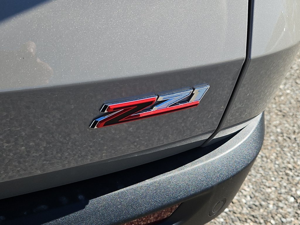 2027 Chevrolet Traverse Z71 - Photo 6