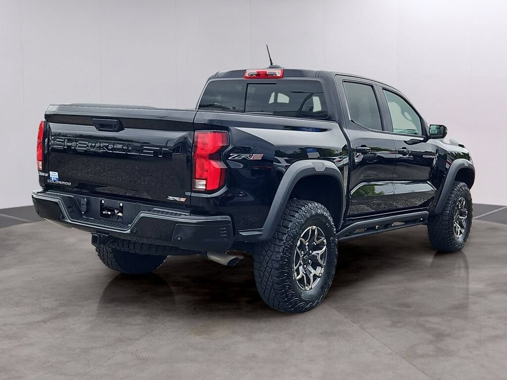 Used 2024 Chevrolet Colorado ZR2 Truck