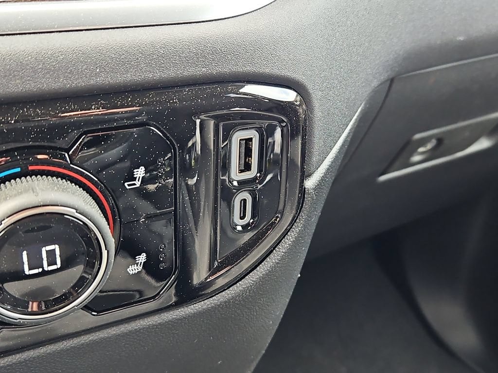 2026 Chevrolet Silverado 1500 LT - Photo 11