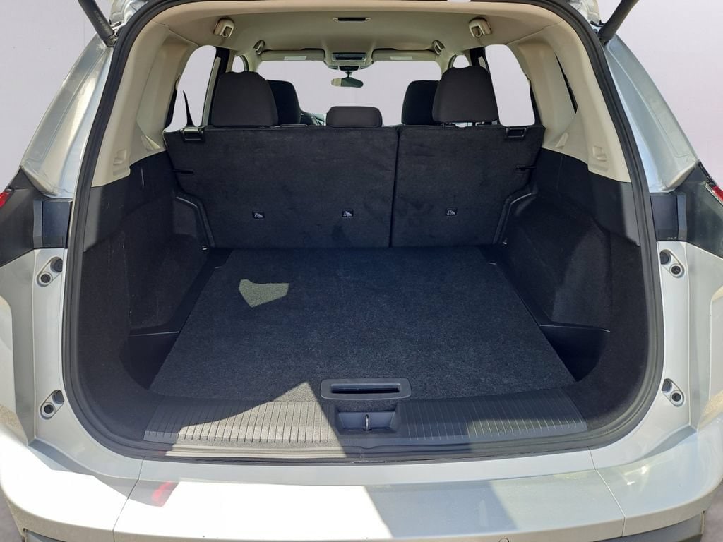 2025 Nissan Rogue SV - Photo 32