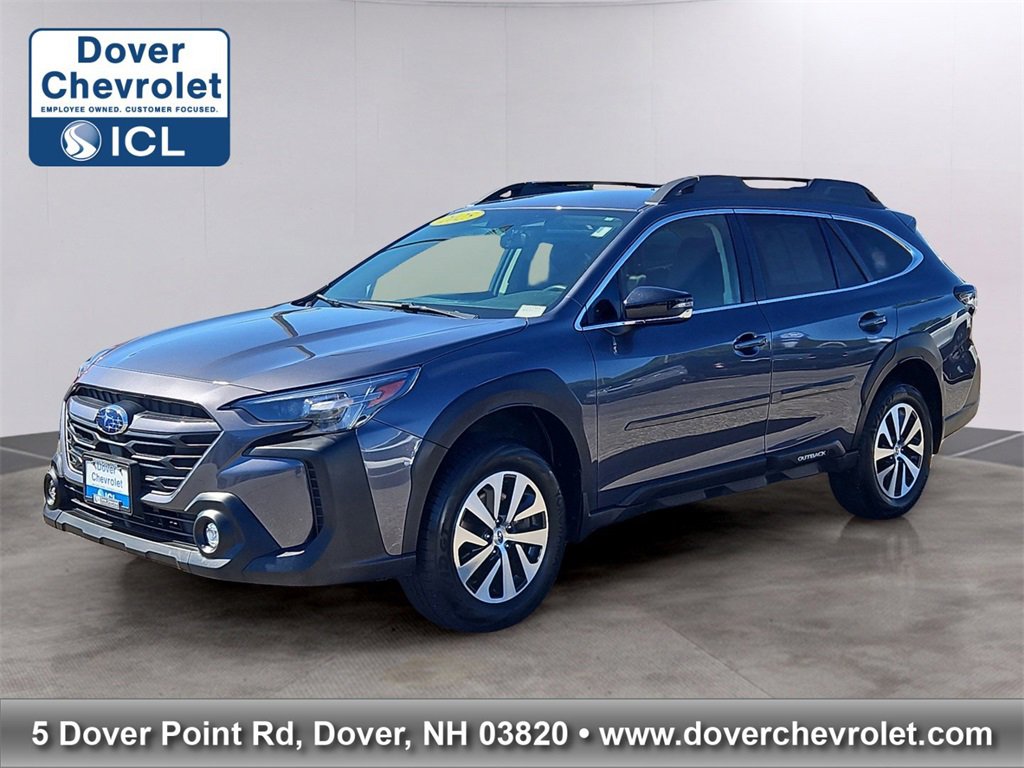 2025 Subaru Outback Premium's photo