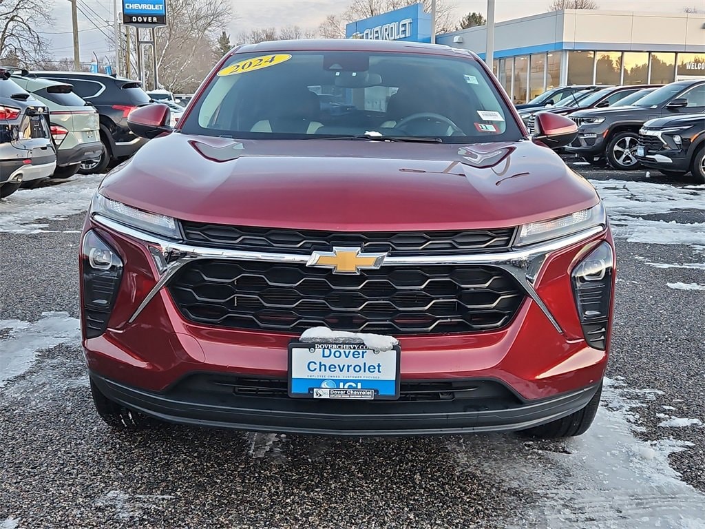 Used 2024 Chevrolet Trax LS SUV