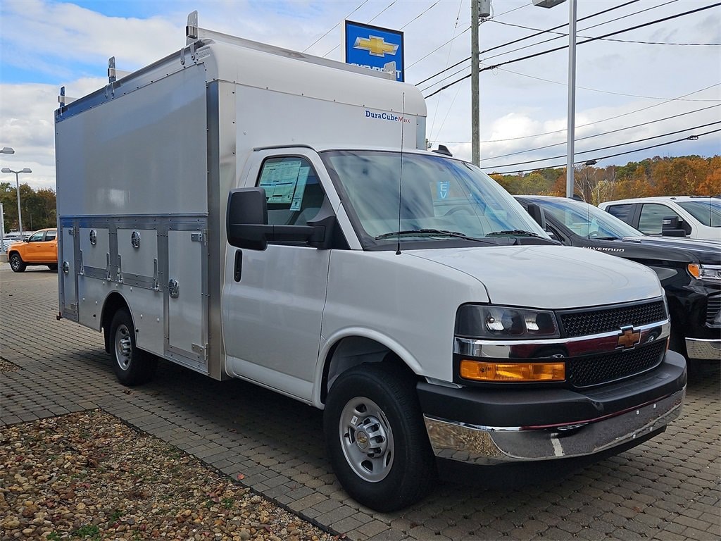 New 2025 Chevrolet Express Cutaway 3500 1WT Cutaway Van