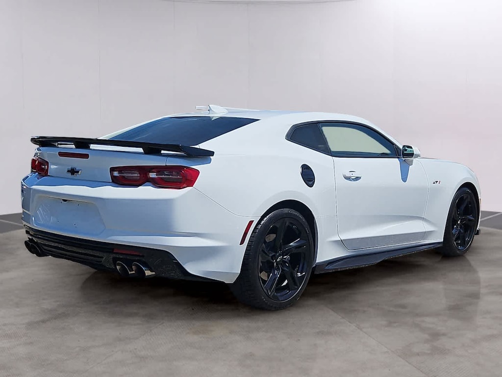 Used 2021 Chevrolet Camaro LT1 Performance