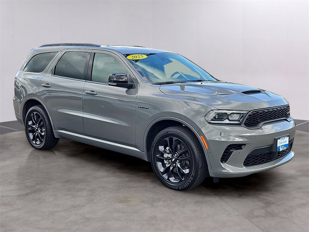 2025 Dodge Durango R/T Plus photo 2