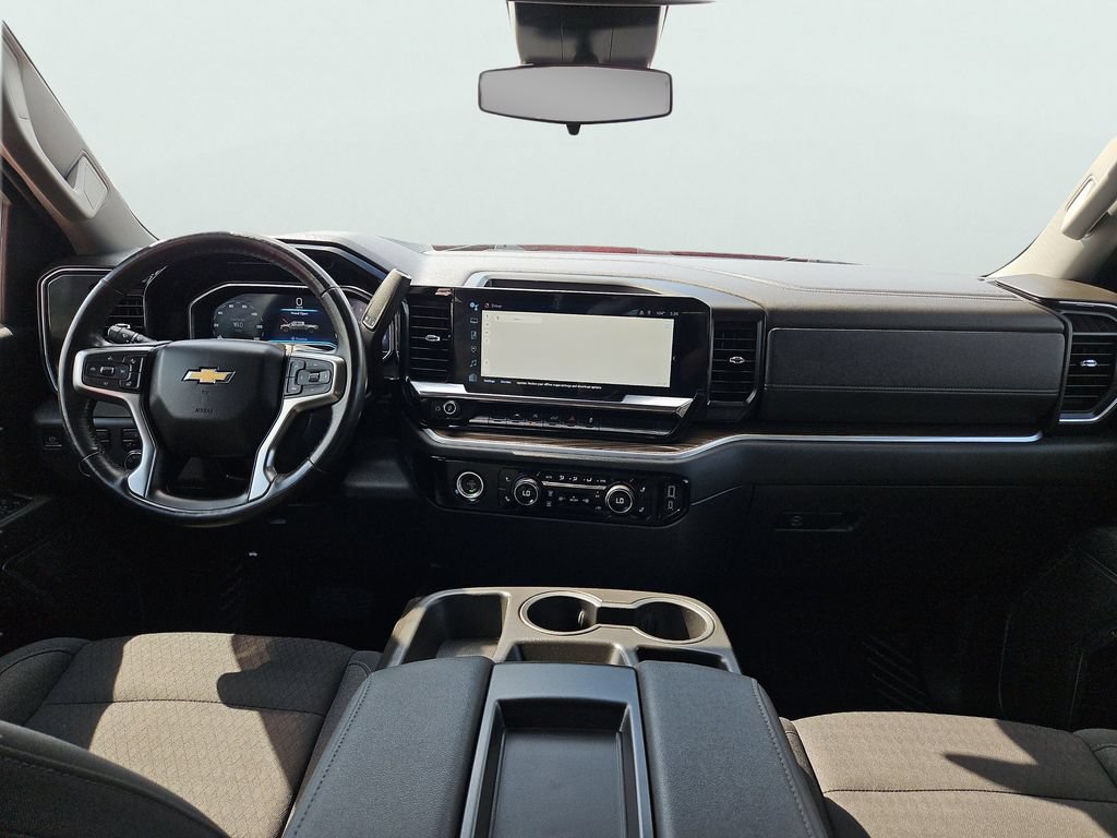 2022 Chevrolet Silverado 1500 LT - Photo 11
