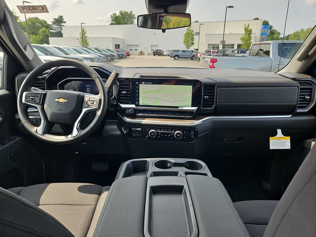 2026 Chevrolet Silverado 1500 LT - Photo 5