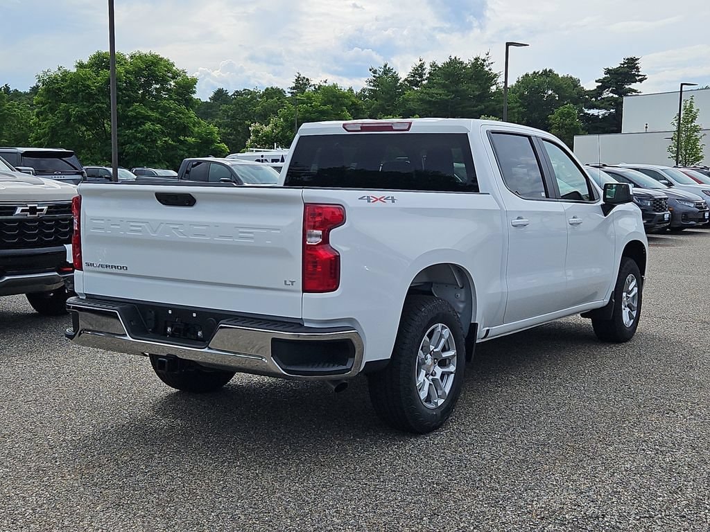 2026 Chevrolet Silverado 1500 LT - Photo 3