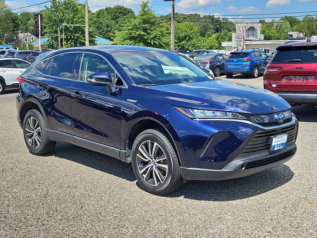 Used 2021 Toyota Venza LE SUV