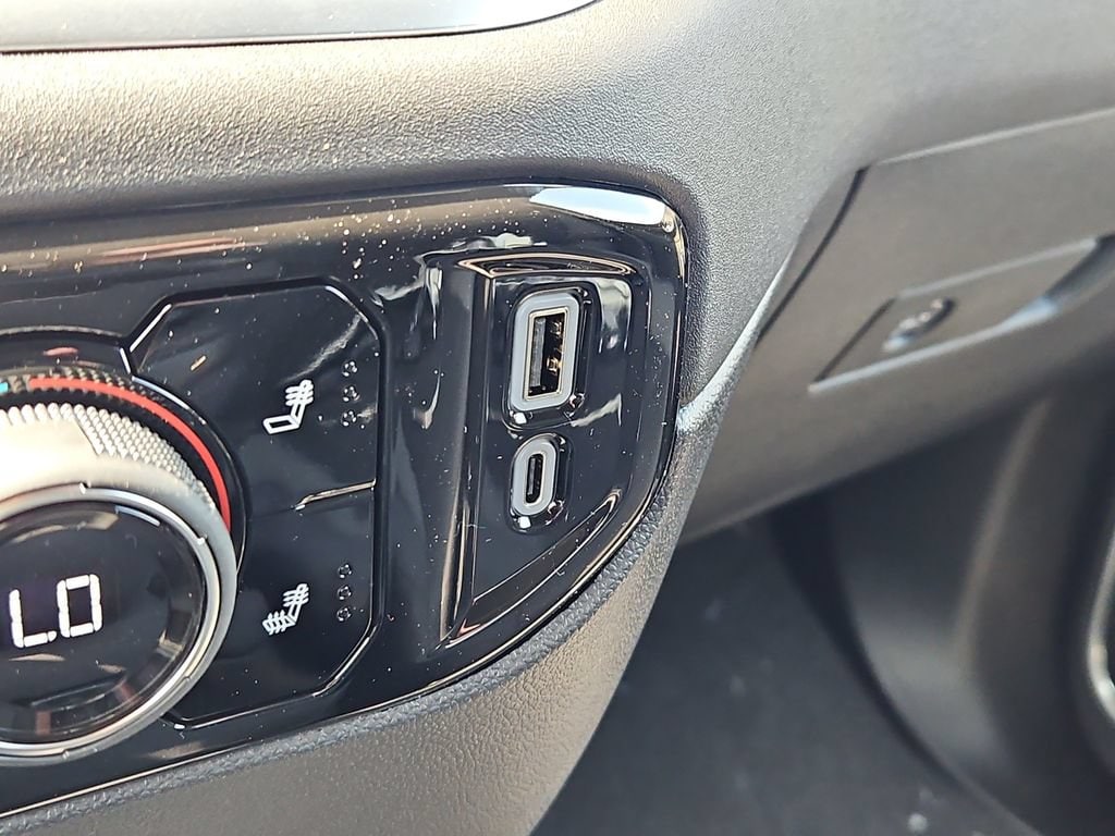 2026 Chevrolet Silverado 1500 LT - Photo 11