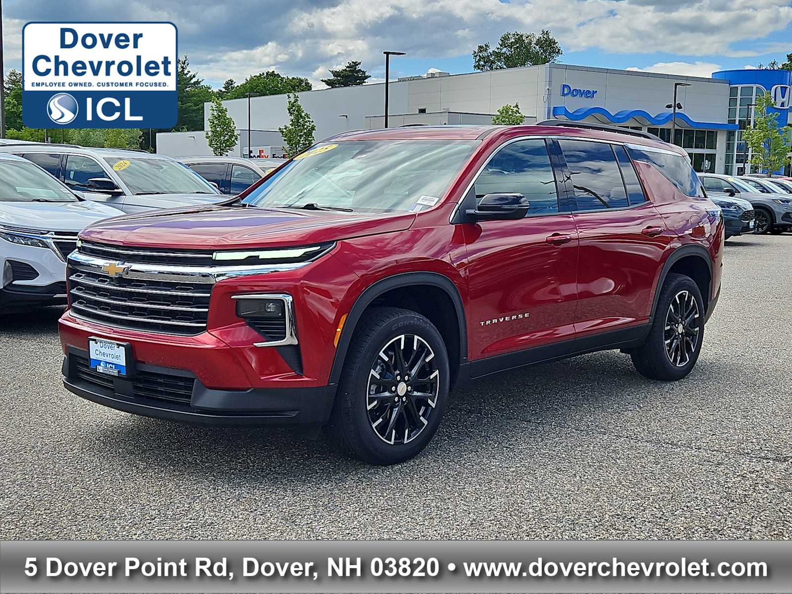 2025 Chevrolet Traverse AWD LT's photo
