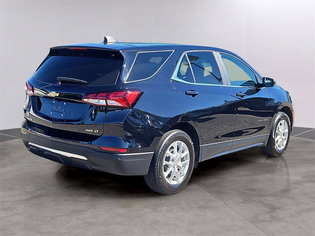 2024 Chevrolet Equinox LT photo 4