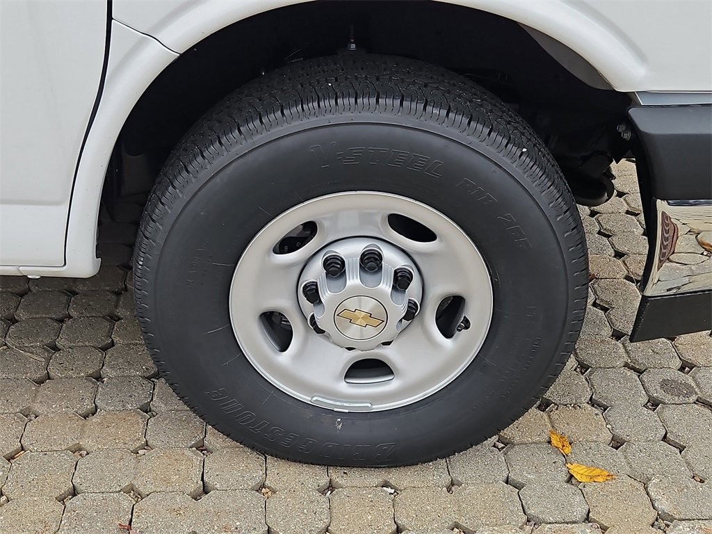 New 2025 Chevrolet Express Cargo 2500 WT Van