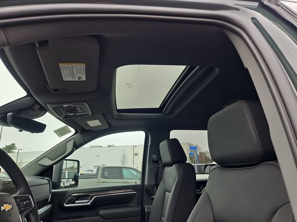 2026 Chevrolet Silverado 2500 HD LTZ - Photo 8