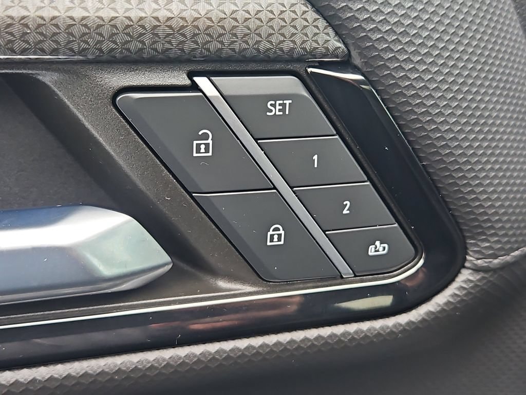 2024 Chevrolet Silverado 1500 ZR2 - Photo 22