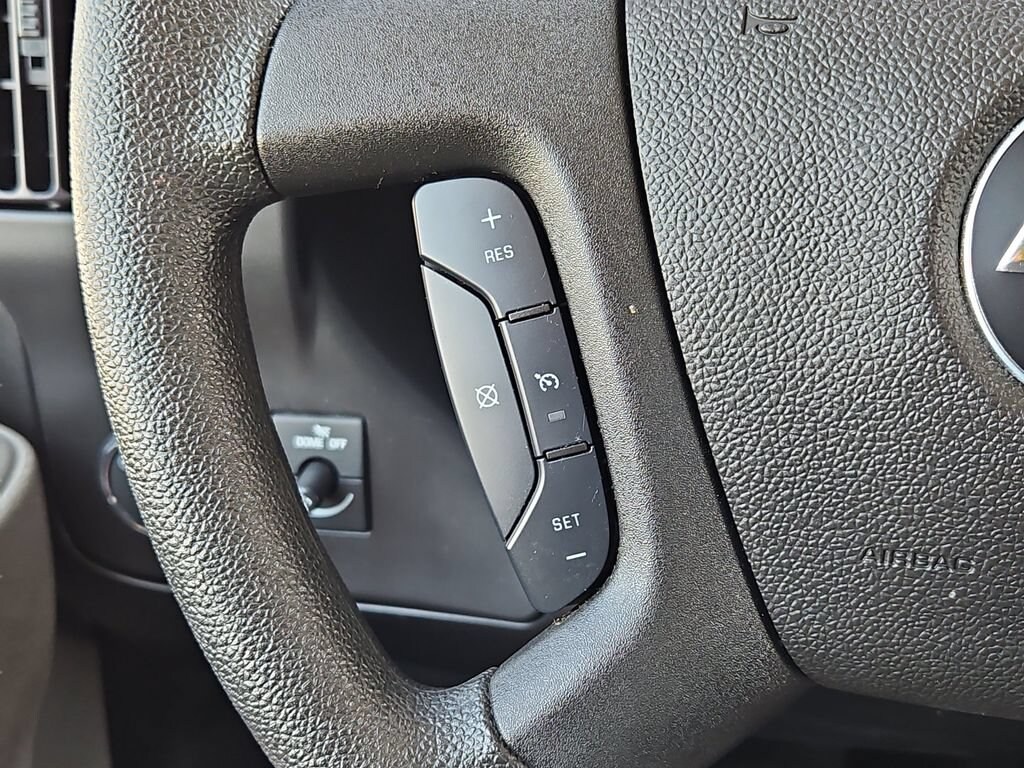 2024 Chevrolet Express Cargo Work Van - Photo 19