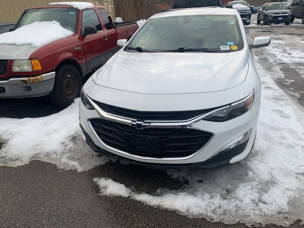 Used 2021 Chevrolet Malibu RS with VIN 1G1ZG5ST0MF065272 for sale in Dover, NH