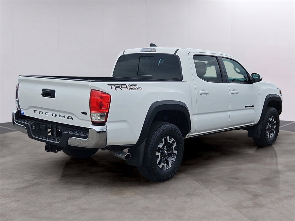 2022 Toyota Tacoma SR5 photo 4