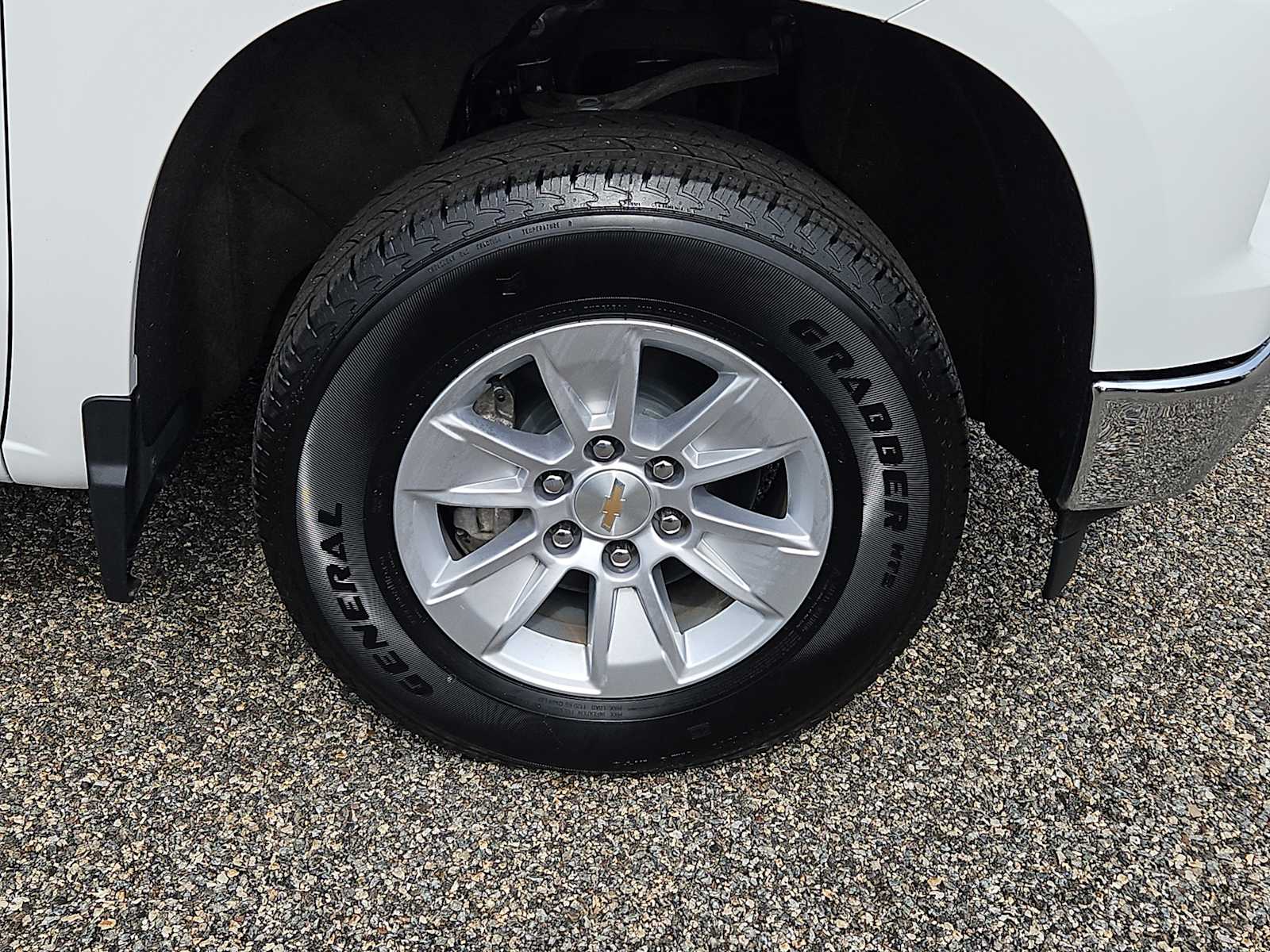 2025 Chevrolet Silverado 1500 LT - Photo 10