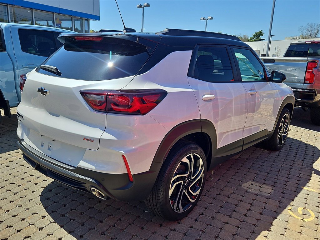 2025 Chevrolet Trailblazer RS photo 2