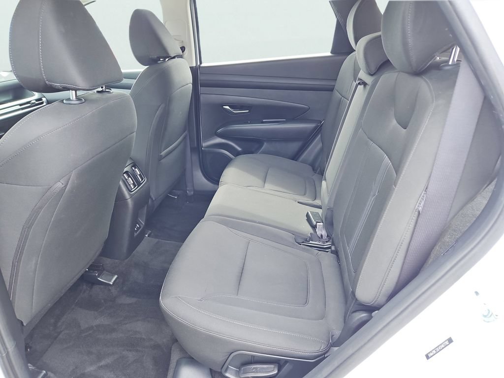 2025 Hyundai Tucson SEL - Photo 32