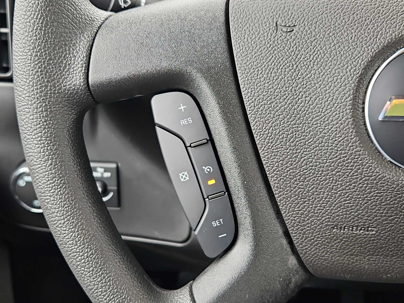 2026 Chevrolet Express Cargo Work Van - Photo 9