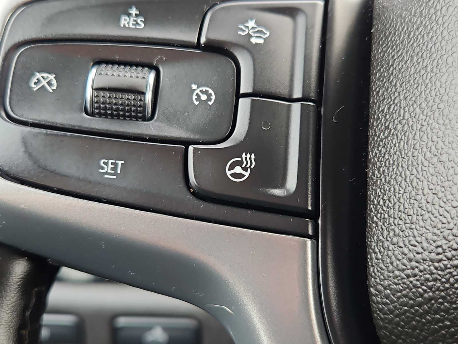2025 Chevrolet Silverado 1500 LT - Photo 18