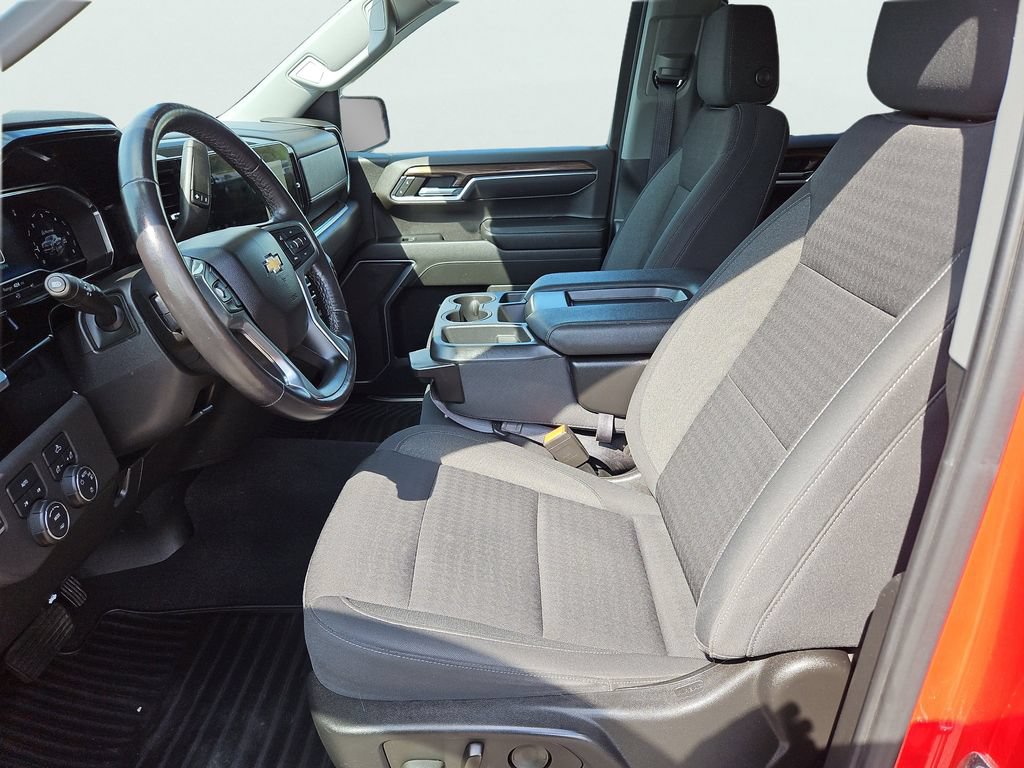 2022 Chevrolet Silverado 1500 LT - Photo 31