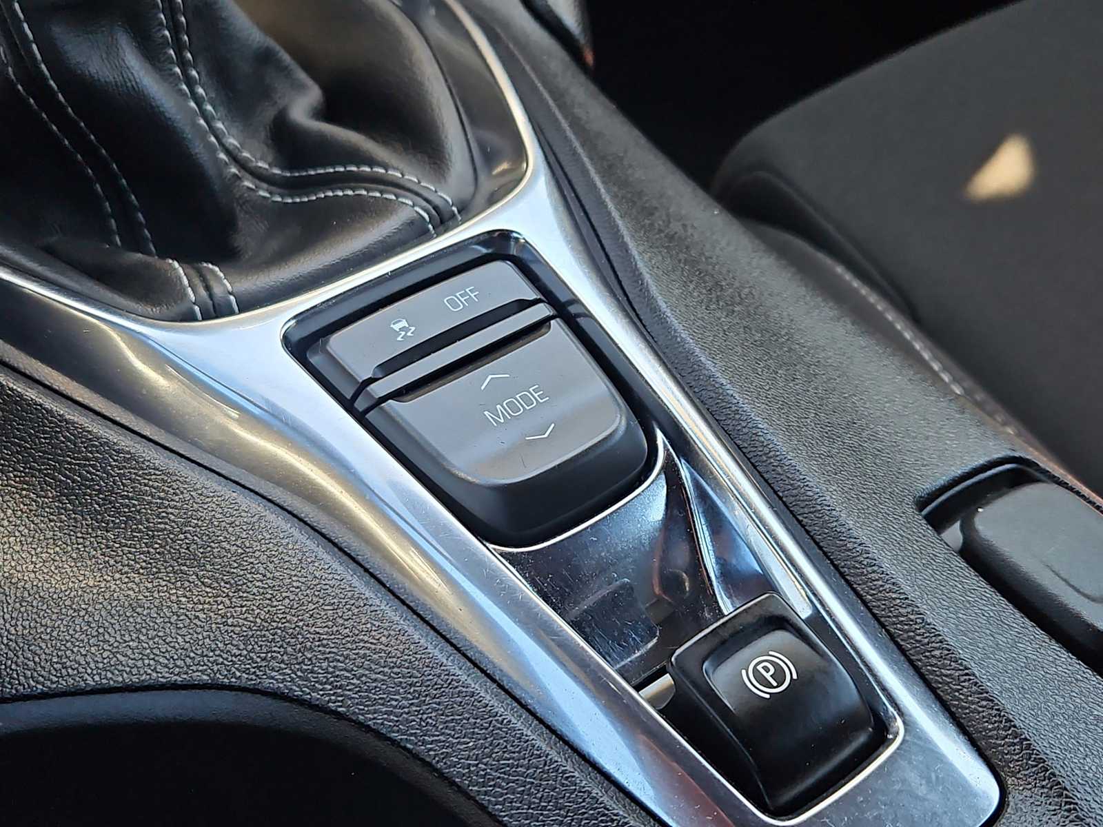 2021 Chevrolet Camaro LT1 - Photo 16