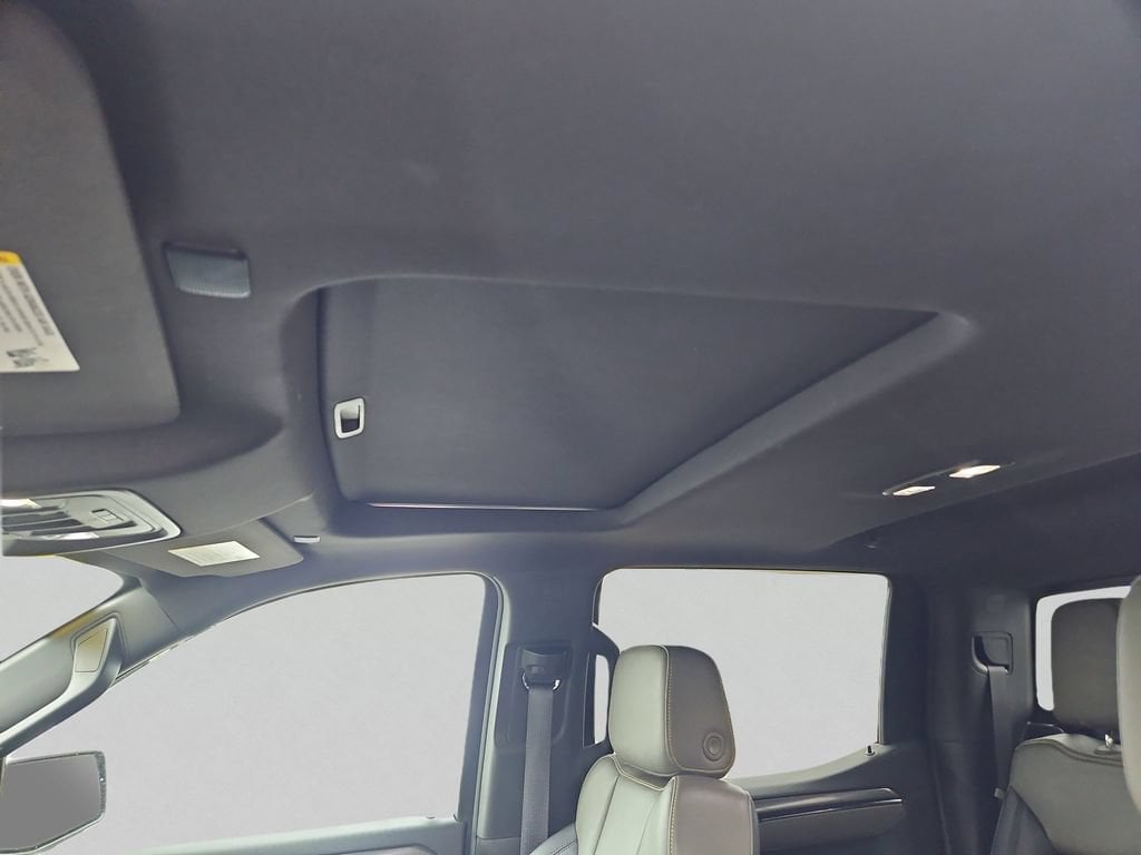 2024 Chevrolet Silverado 1500 ZR2 - Photo 16