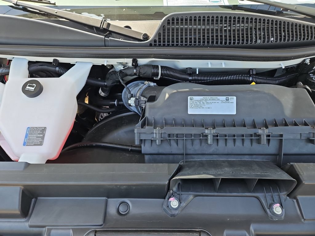 2024 Chevrolet Express Cargo Work Van - Photo 29