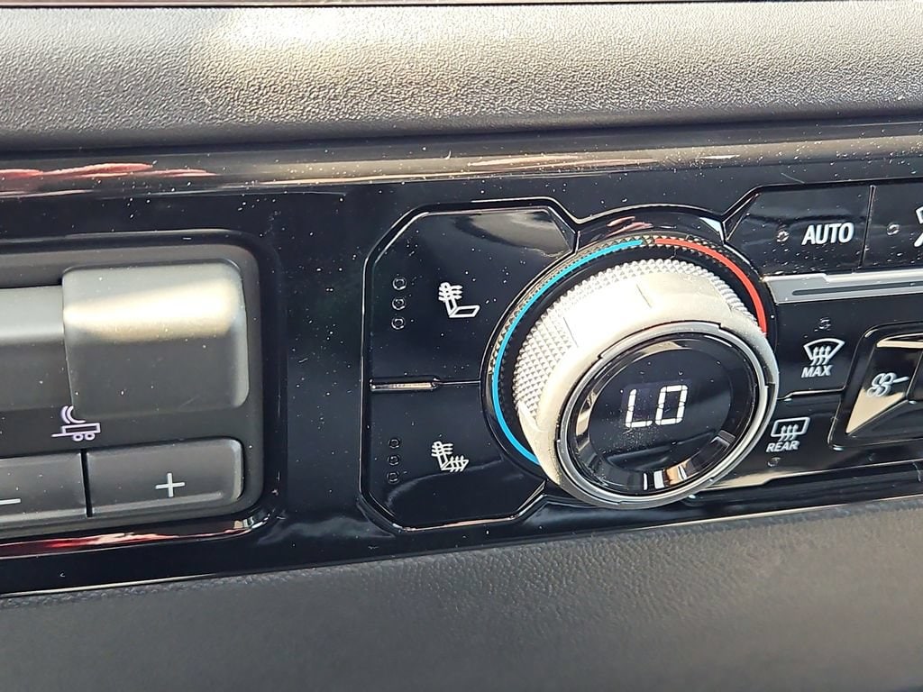 2026 Chevrolet Silverado 1500 LT - Photo 12