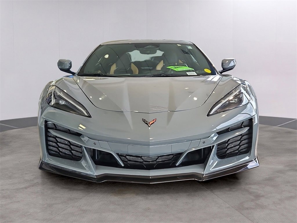 Used 2024 Chevrolet Corvette 3LZ with VIN 1G1YM2D48R5200004 for sale in Dover, NH