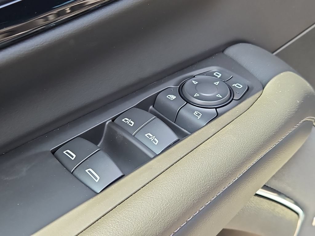 2026 Chevrolet Tahoe LT - Photo 21
