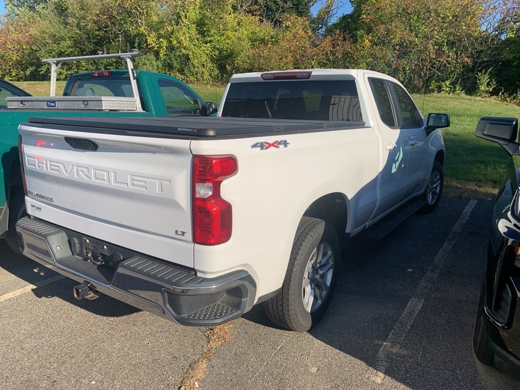 2019 Chevrolet Silverado 1500 LT photo 4