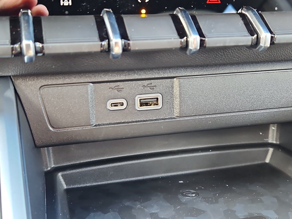 2026 Chevrolet Colorado ZR2 - Photo 12